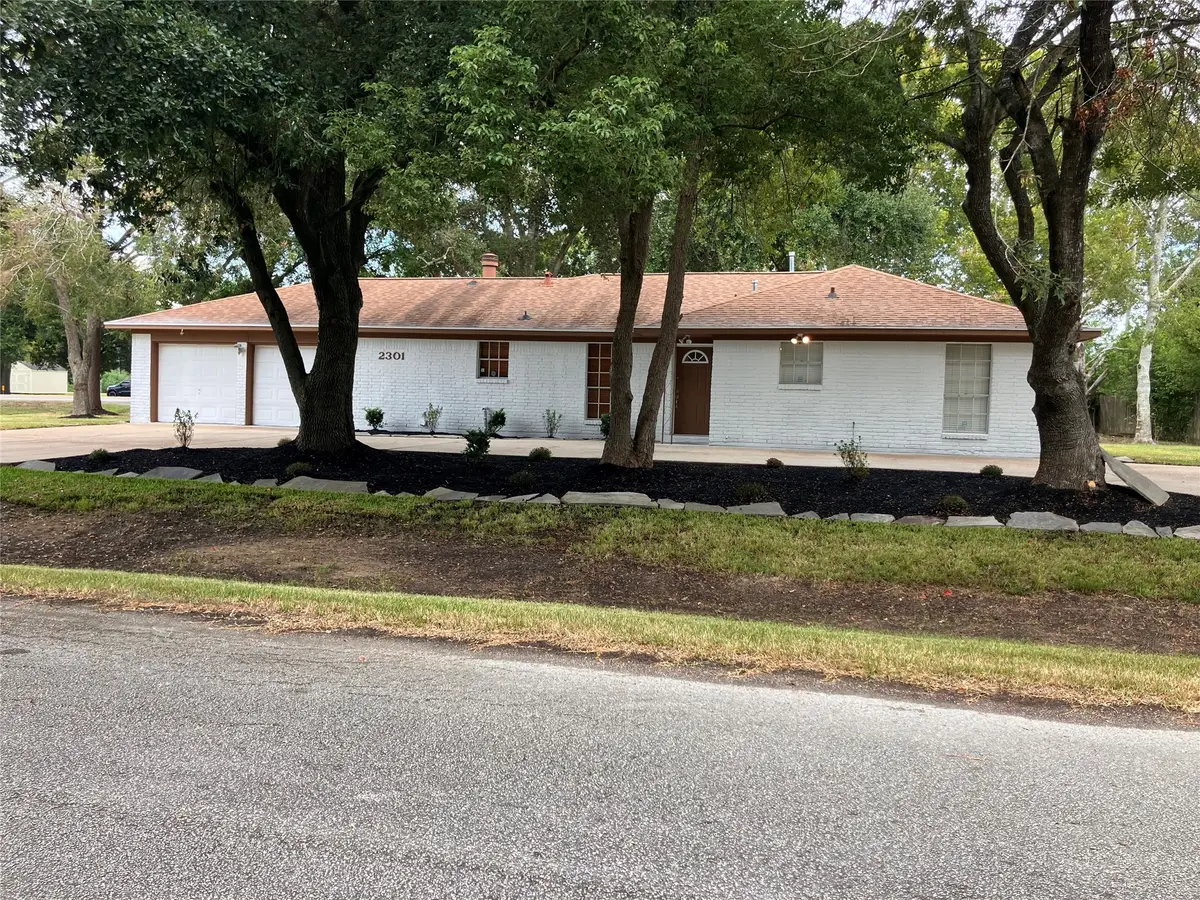 2301 Williams Drive, La Marque, TX 77568 - #1