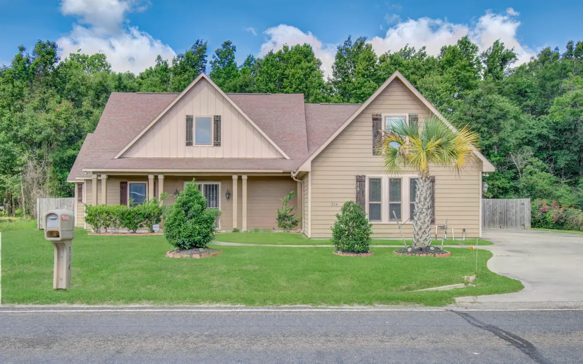314 Martin Luther King Street S, Ames, TX 77575 - #1