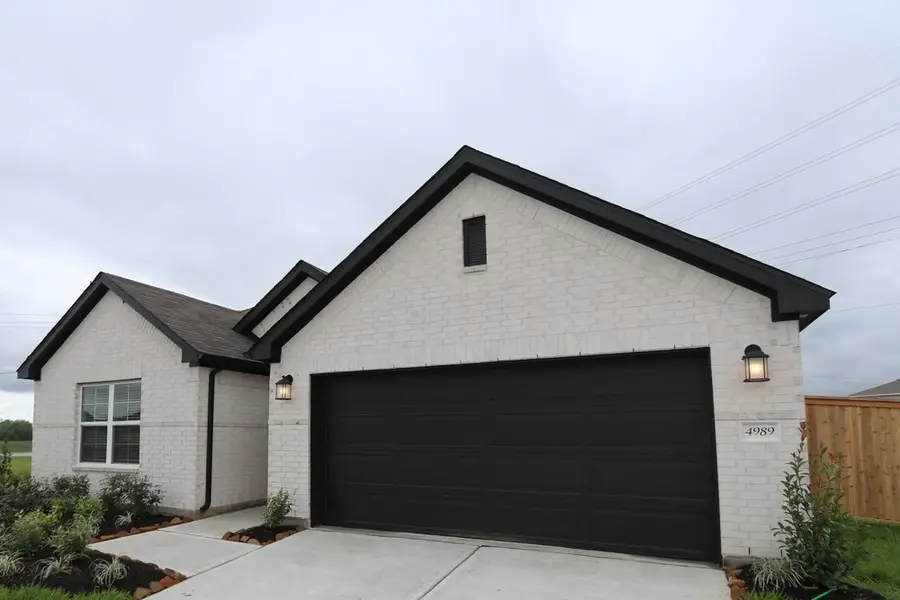 4989 Perennial Lane, La Marque, TX 77568 - Image #2