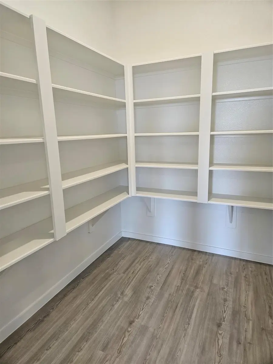 9231 Alaska Shores Drive, Baytown, TX 77521 - #3
