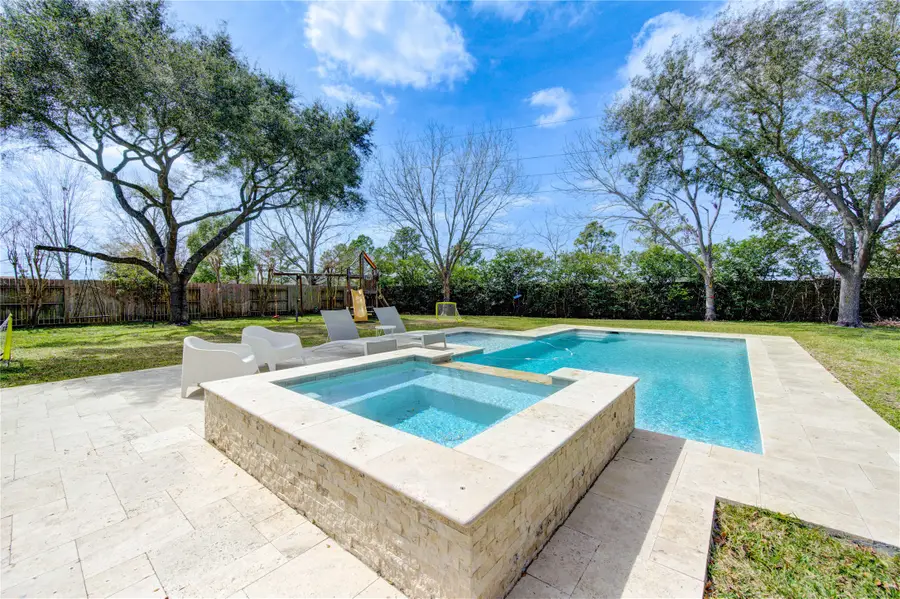 1726 Ashbury Park Drive, Houston, TX 77077 - #2