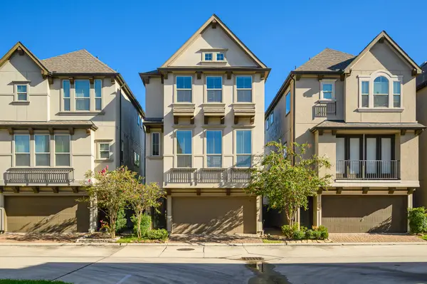 10716 Addicks Oaks Place, Houston, TX 77043