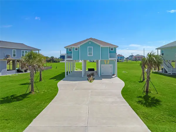 18611 Warrior Road, Galveston, TX 77554