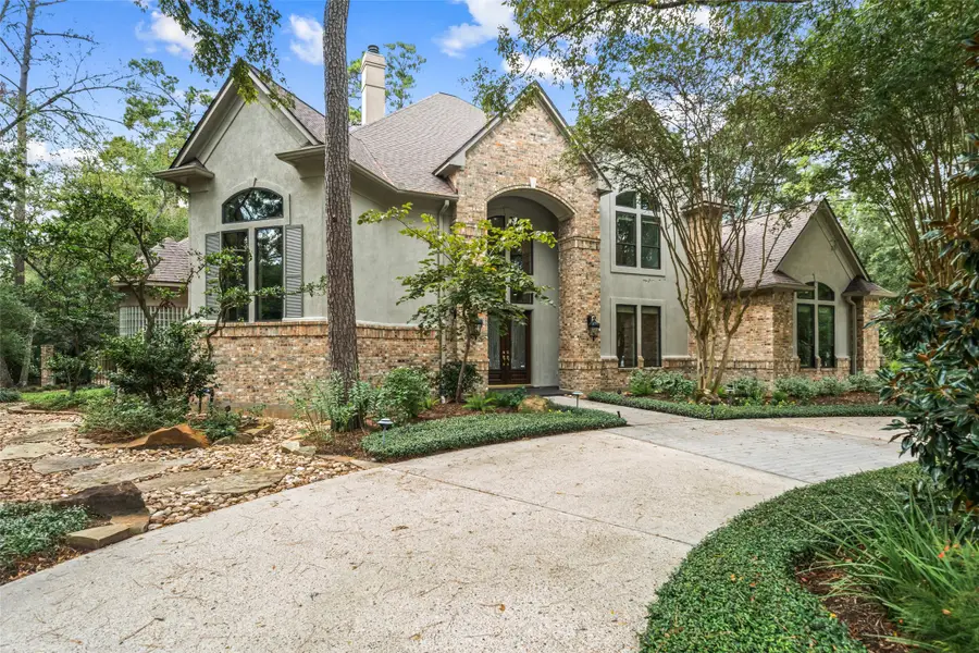 98 Northgate Drive, The Woodlands, TX 77380 - Image #2