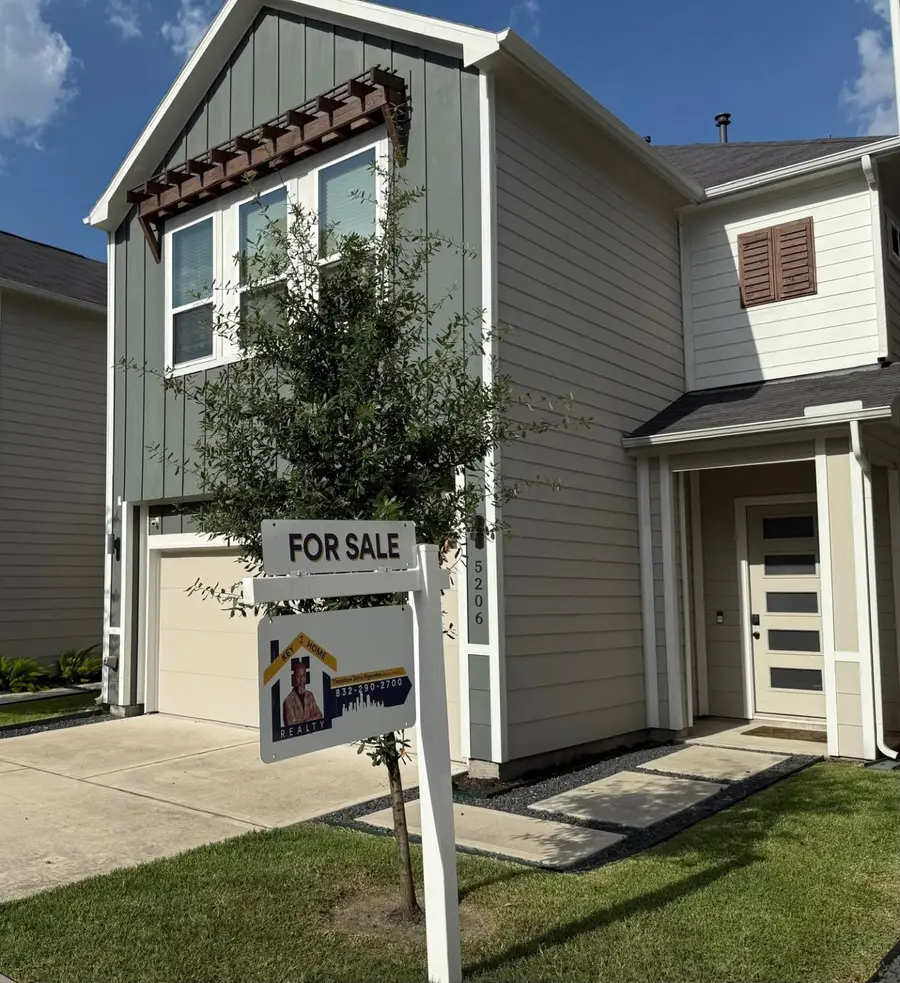 5206 Pinemont Creek Lane, Houston, TX 77018 - Image #3