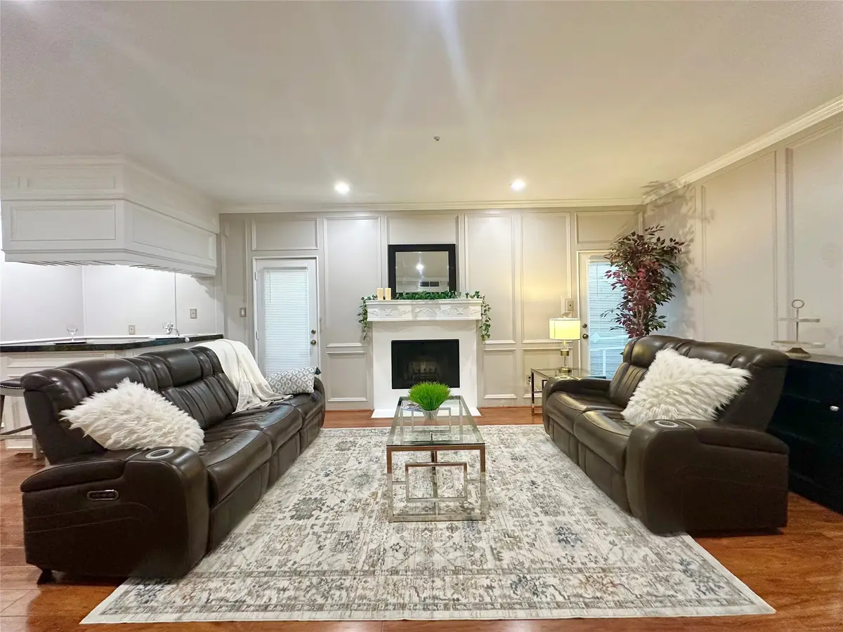 2514 Nantucket Drive #C, Houston, TX 77057 - Image #1