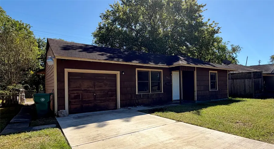 1027 Finfrock Street, Pasadena, TX 77506 - #2
