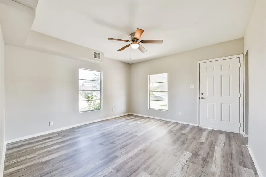 424 S Broadway Street, La Porte, TX 77571 - Image #3