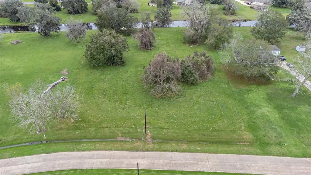 131 Stage Coach Trail, Angleton, TX 77515 - Image #1