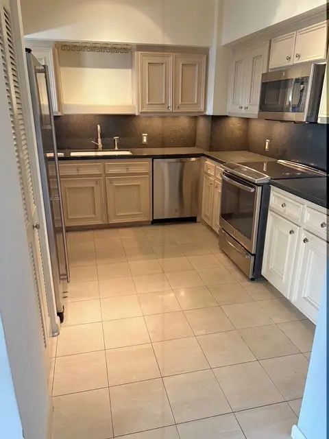 15 Greenway Plaza #14D, Houston, TX 77046 - Image #2