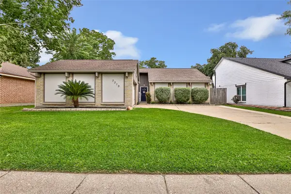 7319 Blanco Pines Drive, Humble, TX 77346