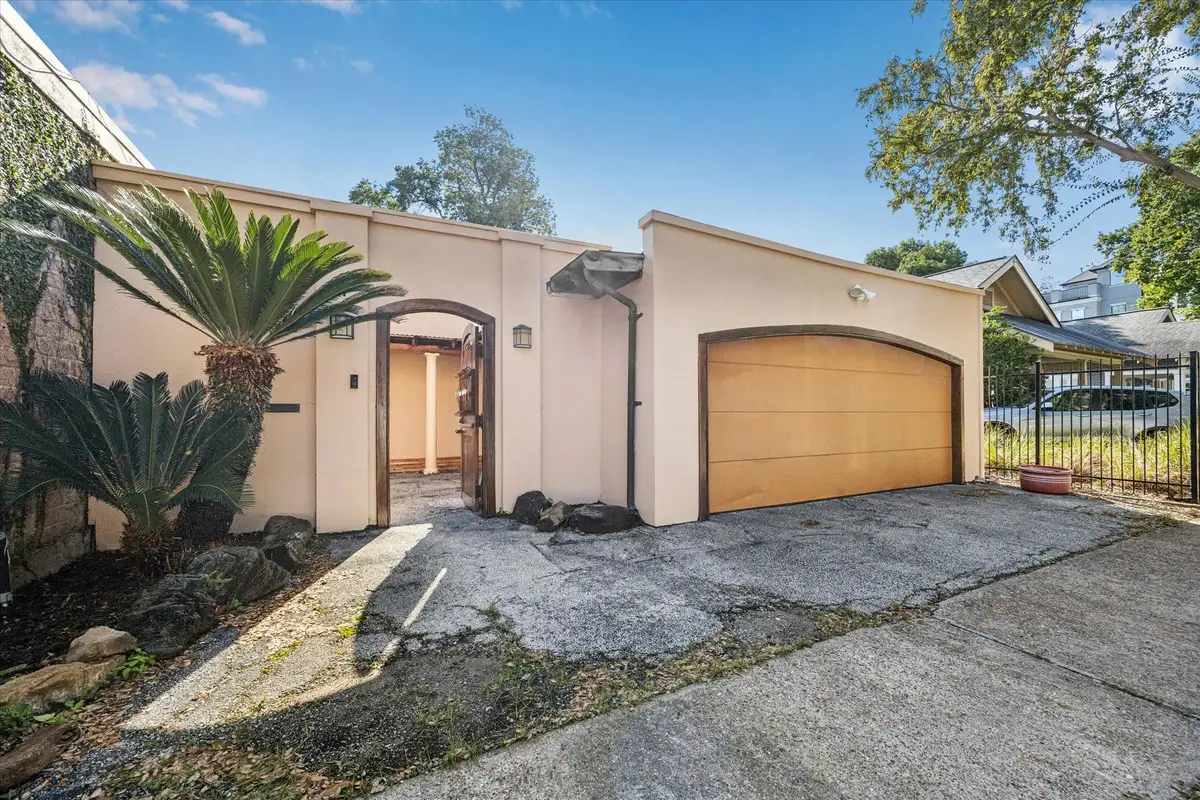 1912 Taft Street, Houston, TX 77006 - Image #1