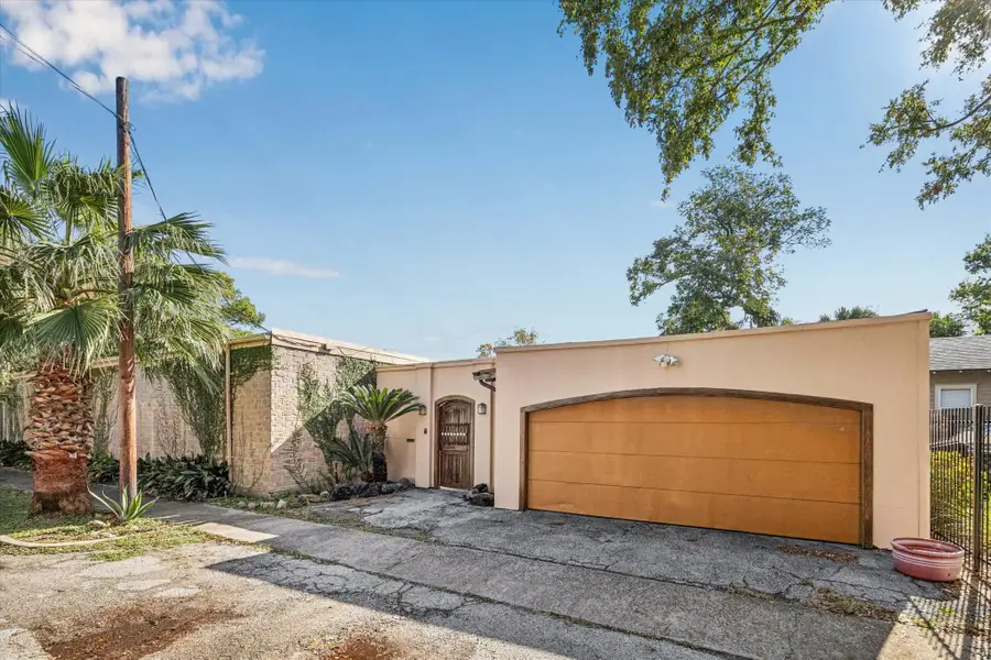 1912 Taft Street, Houston, TX 77006 - Image #2