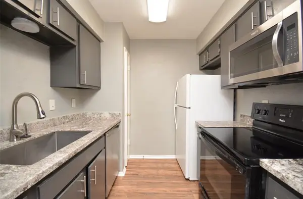 6200 W Tidwell Road #1008, Houston, TX 77092