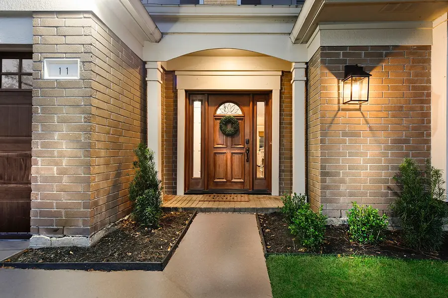 11 E Summer Storm Circle, The Woodlands, TX 77381 - #2