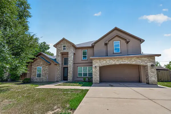 8807 Sedgemoor Drive, Tomball, TX 77375