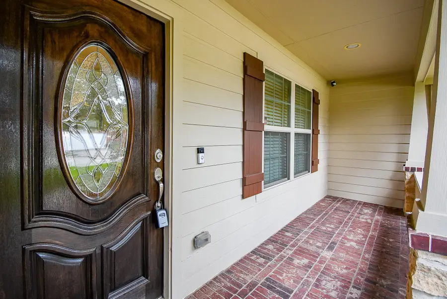 231 S Lantana Circle, Sealy, TX 77474 - #3