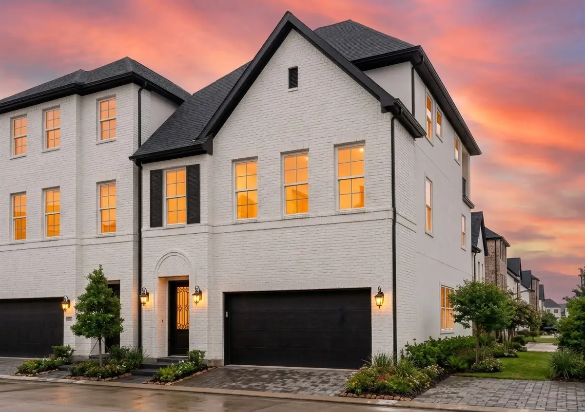5915 Cottage Grove Lake Drive, Houston, TX 77007 - #1