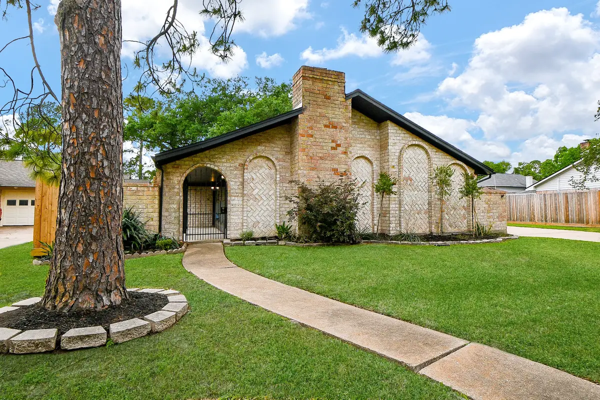 2735 Triway Lane, Houston, TX 77043 - Image #1