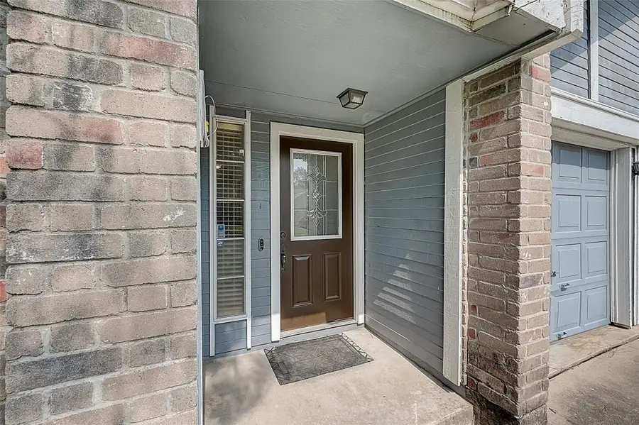 111 Ambershadow Drive, Houston, TX 77015 - Image #2