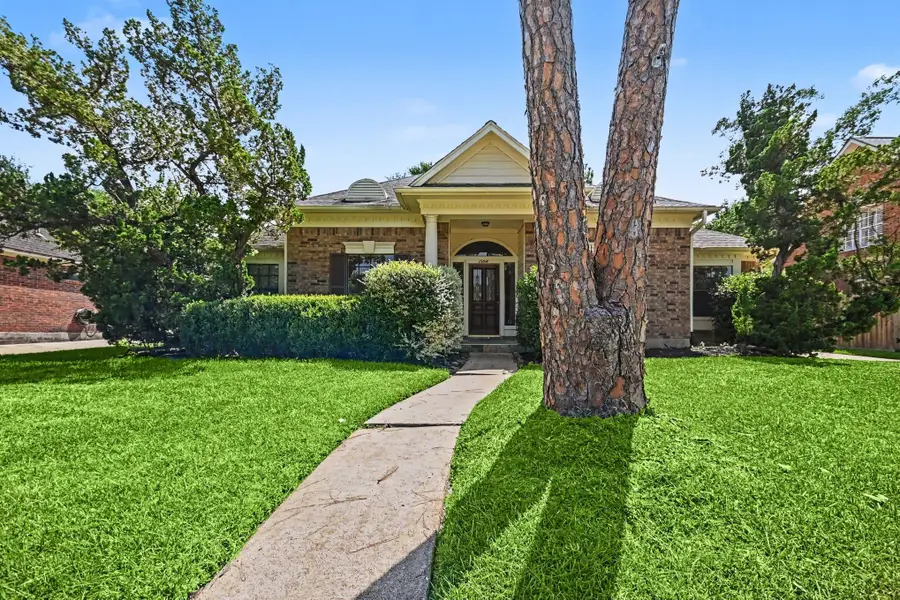 15814 Lake Lodge Drive, Houston, TX 77062 - #2