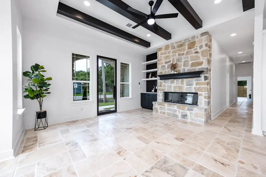 8903 Milby St, Needville, TX 77461 - #2