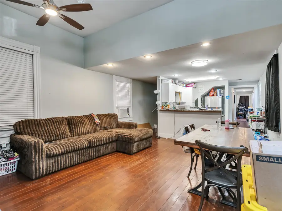 3529 Avenue M, Galveston, TX 77550 - #2