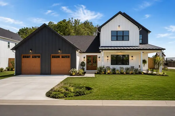 8707 Water Oak Drive, Tomball, TX 77375