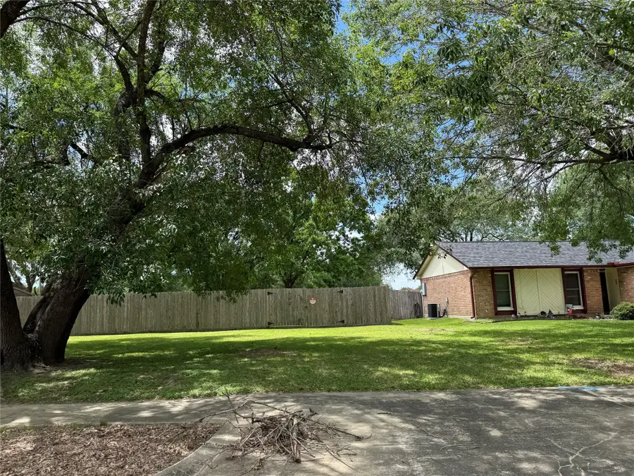 4908 Ripple Creek Drive, Baytown, TX 77521 - #2