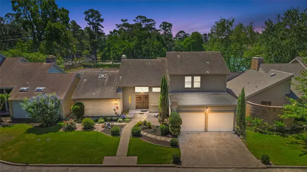 200 Old Bridge Lake, Houston, TX 77069