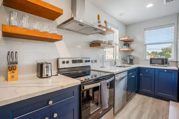 2905 Cleburne Street, Houston, TX 77004