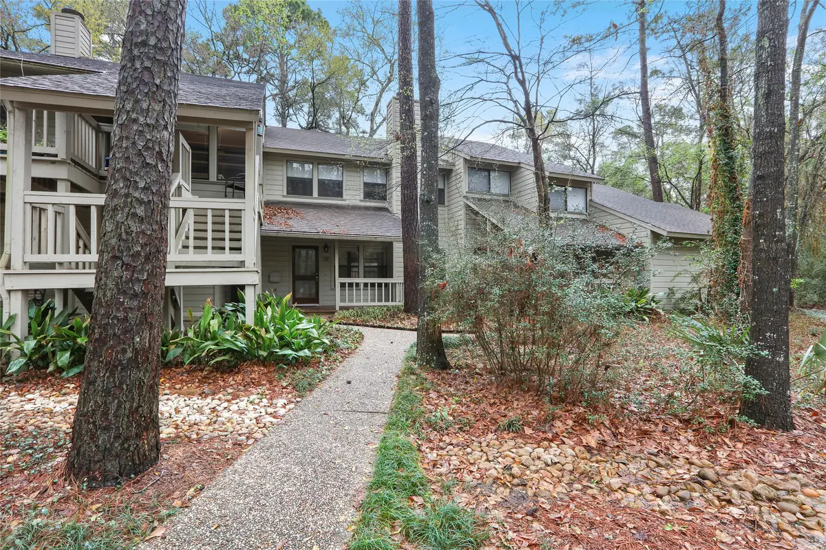 28 Sawmill Grove Lane, The Woodlands, TX 77380 - Image #1