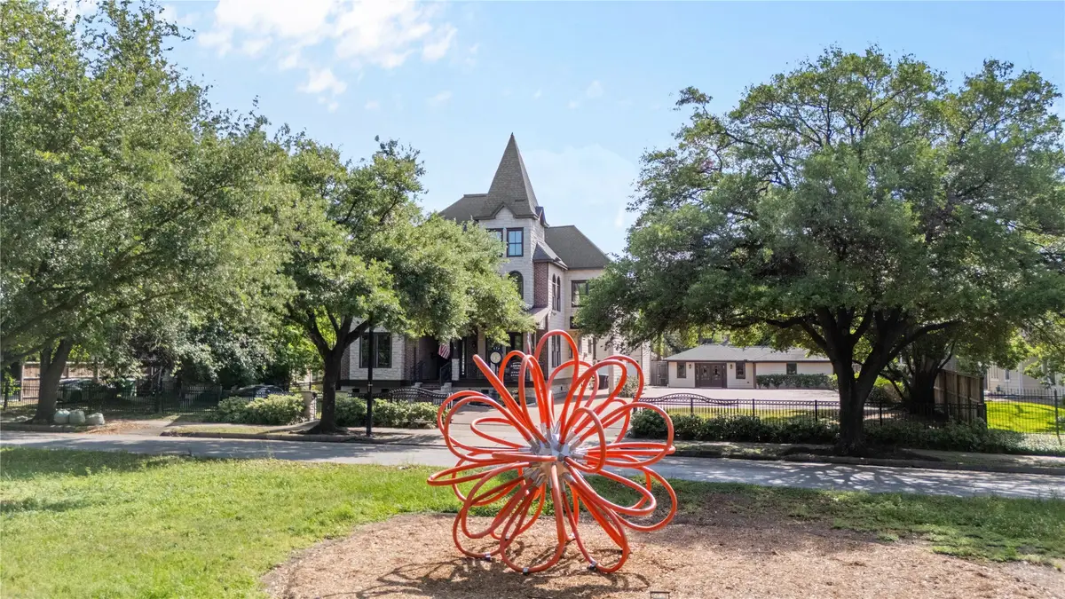 420 Heights Boulevard, Houston, TX 77007 - Image #1