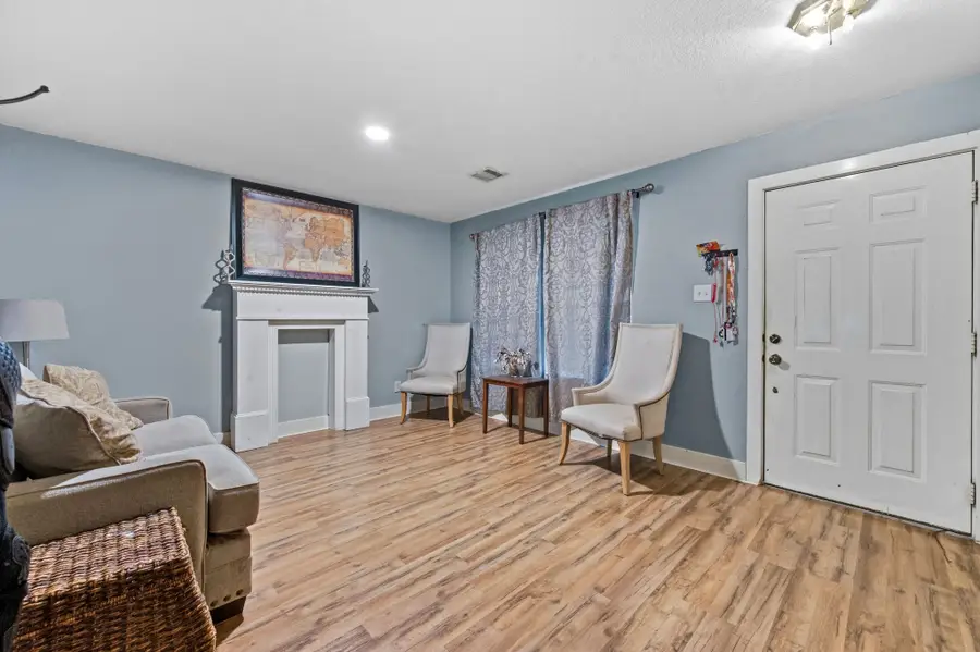 414 Binnacle Way, Crosby, TX 77532 - Image #2