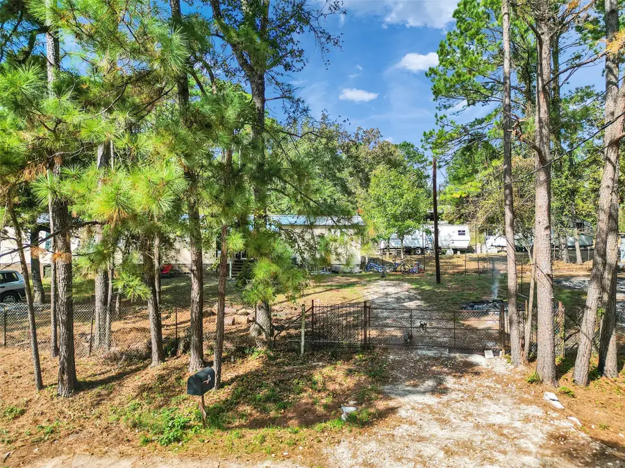 14321 Forest Circle E, Montgomery, TX 77356 - Image #2