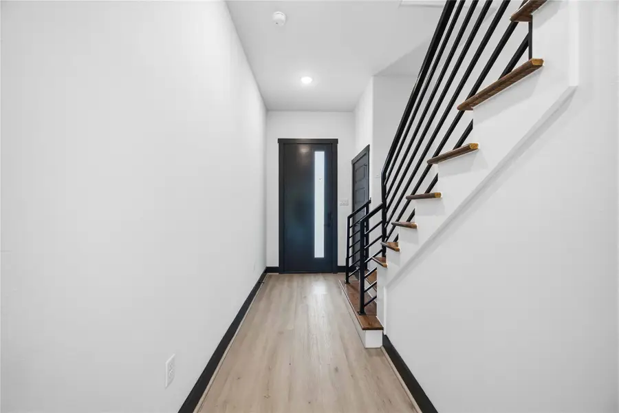 4630 Edfield Street #A/B, Houston, TX 77033 - #2