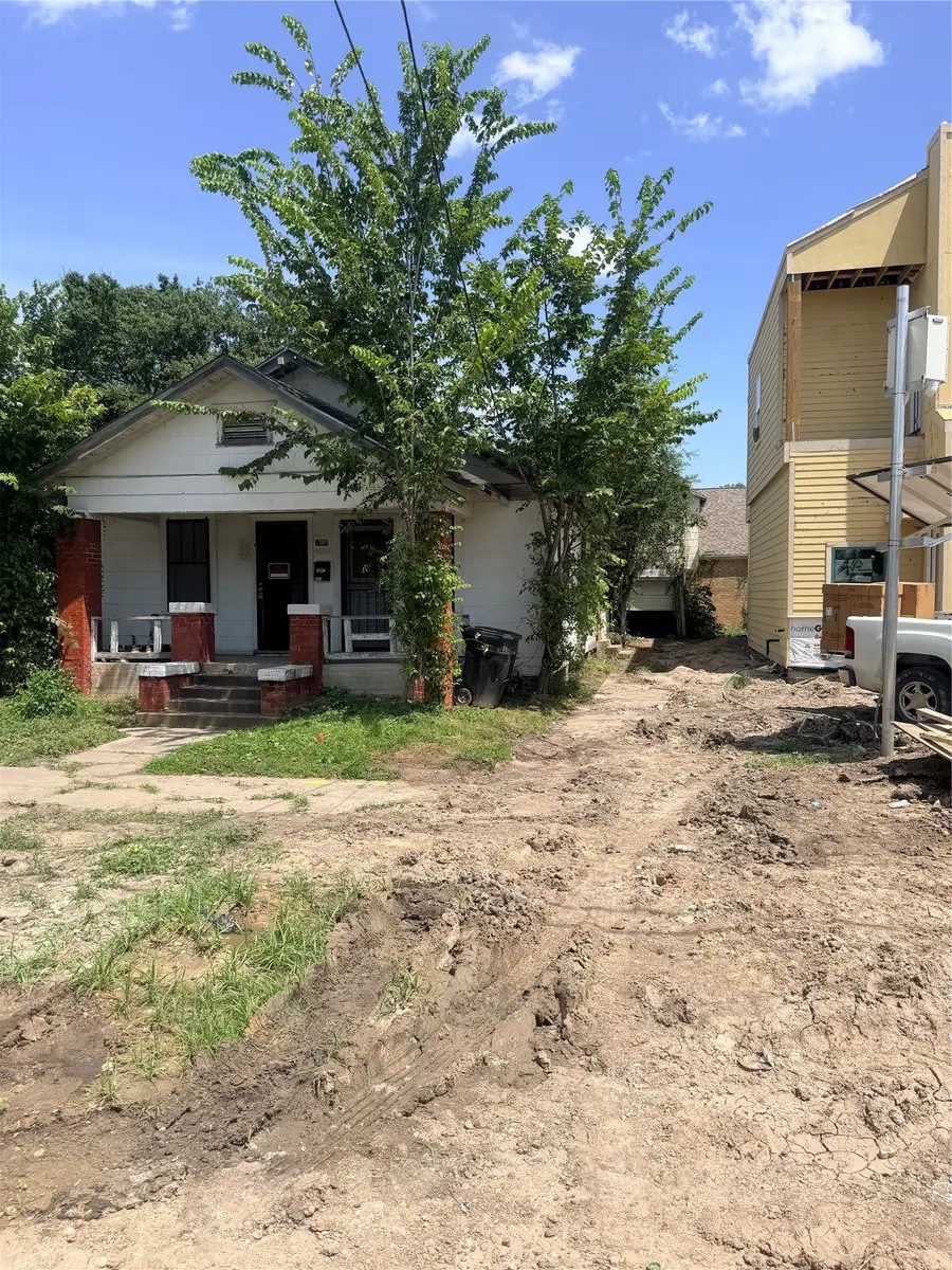 3415 Live Oak St, Houston, TX 77004 - #2