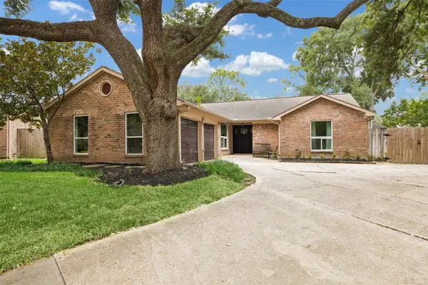 2003 Round Lake Drive, Houston, TX 77077