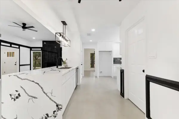 3815 Plum Hollow Drive, Houston, TX 77059