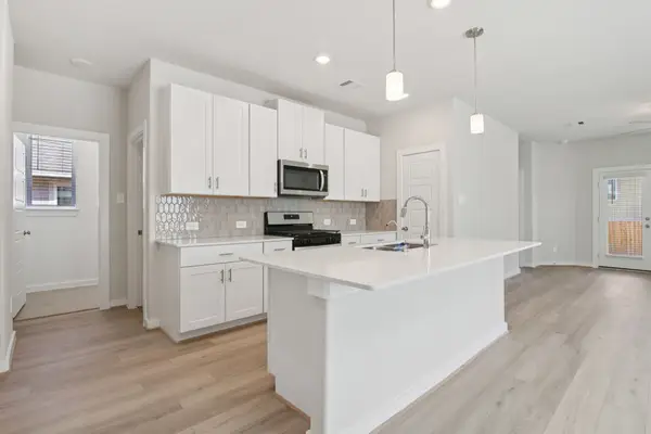 18730 Timber Glen Drive, Montgomery, TX 77316