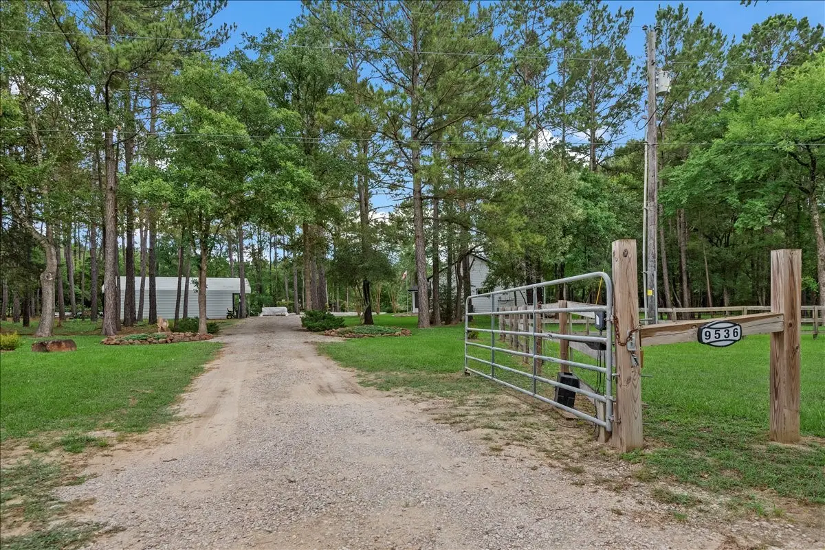 9536 County Road 208, Navasota, TX 77868 - #1