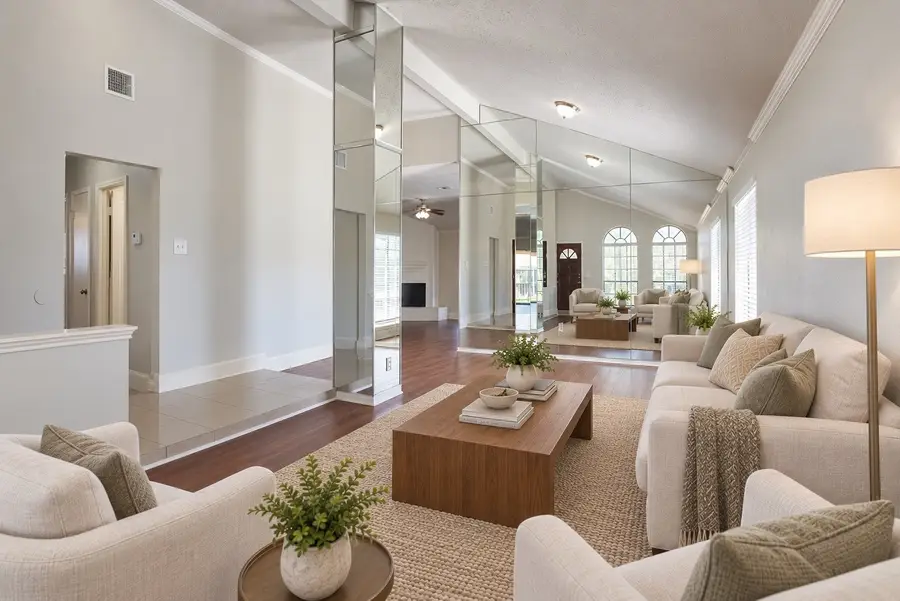 8223 Vista Del Sol Drive, Houston, TX 77083 - #3