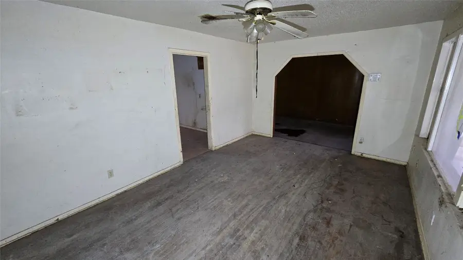 7930 Carolwood Drive, Houston, TX 77028 - Image #2