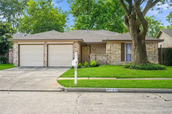6523 La Violetta Drive, Houston, TX 77083