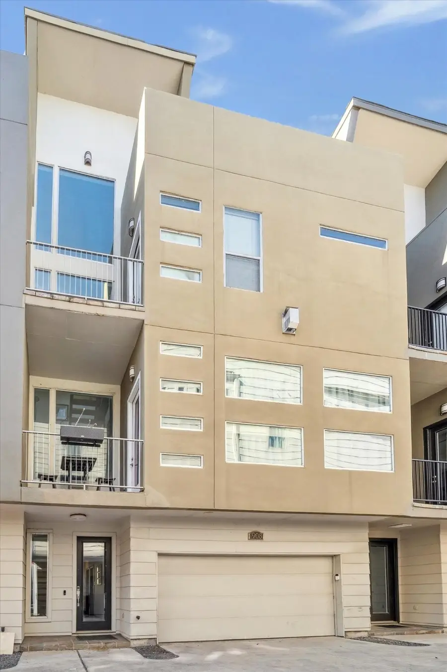 908 Hutchins Street, Houston, TX 77003 - Image #2