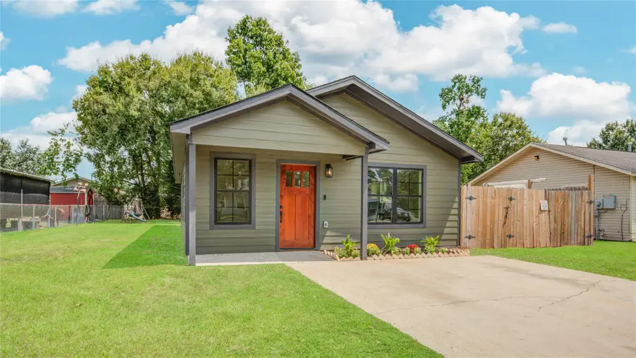 9822 Thorn Street, Houston, TX 77078 - #2