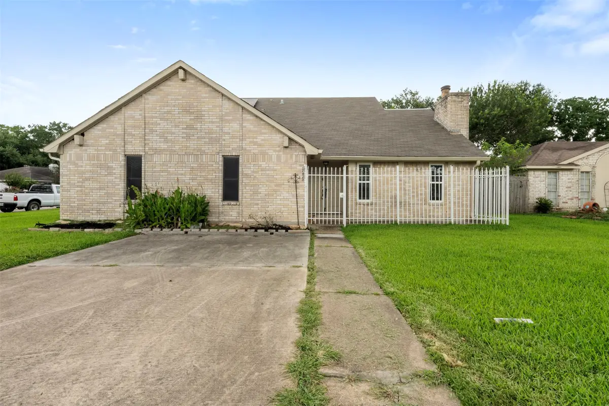 12822 Huntington Venture Drive, Houston, TX 77099 - Image #1