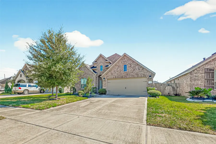 19707 Lakeside Pointe Court, Richmond, TX 77407 - Image #3