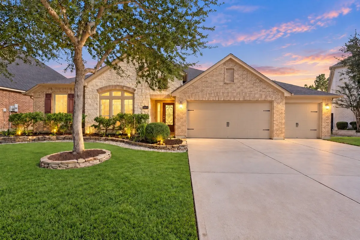 13812 Lakewater Drive, Pearland, TX 77584 - #1