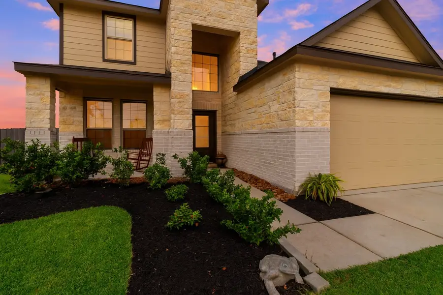 7207 Hillside Avenue, Monterey Belvieu, TX 77523 - #2